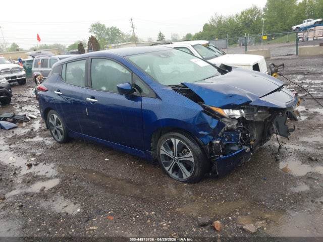 Salvage Nissan LEAF Image