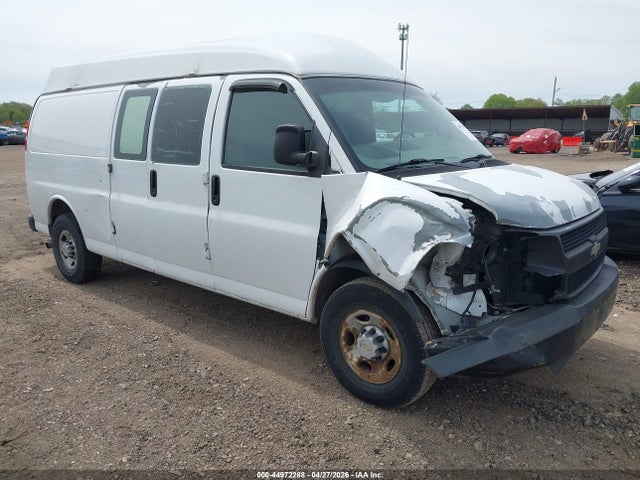 Salvage Chevrolet Express Image