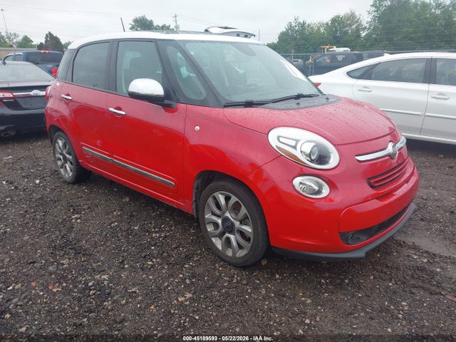 Salvage FIAT 500L Image
