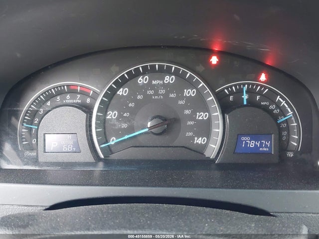 Toyota Camry Le