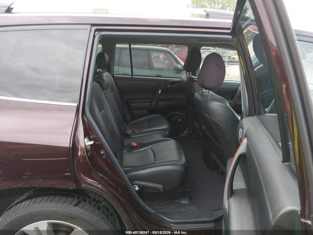 Toyota Highlander Limited V6