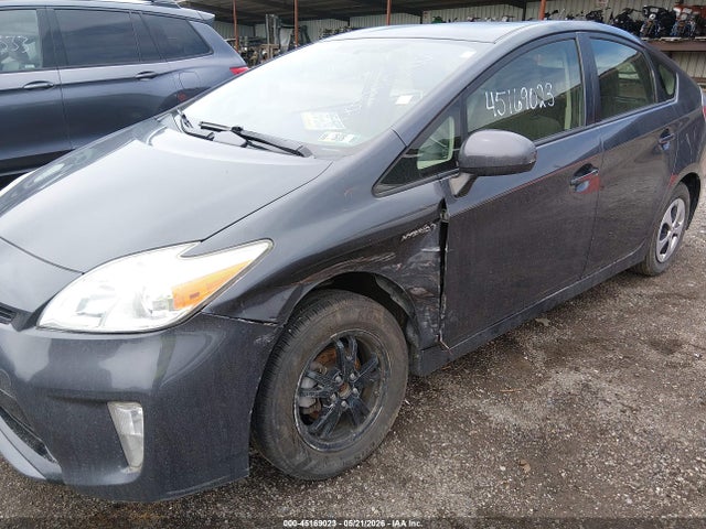 Toyota Prius Three