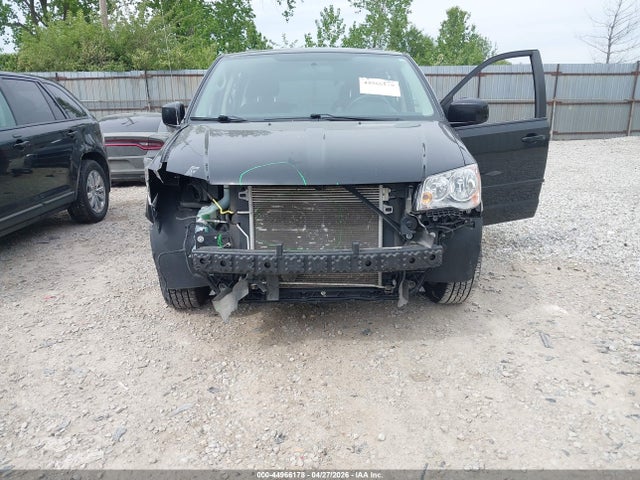 Dodge Grand Caravan Sxt