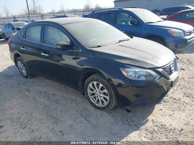 Salvage Nissan Sentra Image