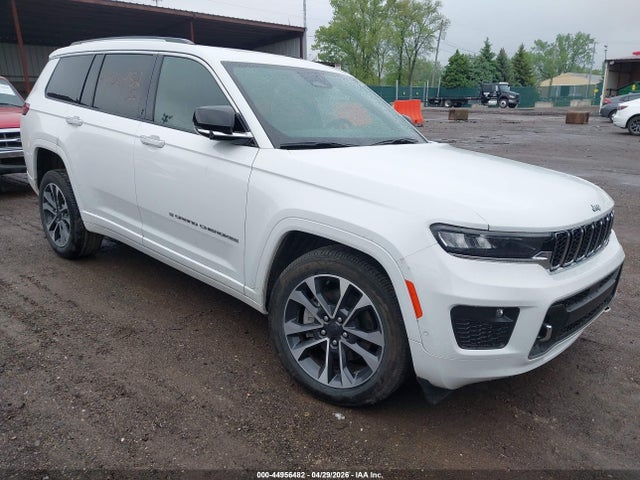Salvage Jeep Grand Cherokee Image
