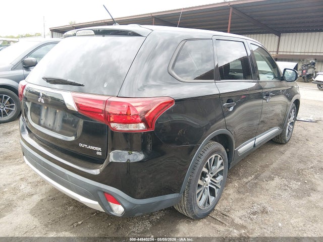 Mitsubishi Outlander Se