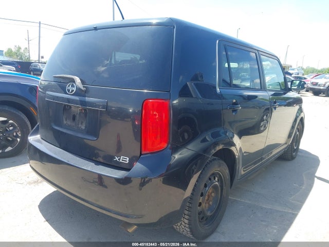 Scion xB