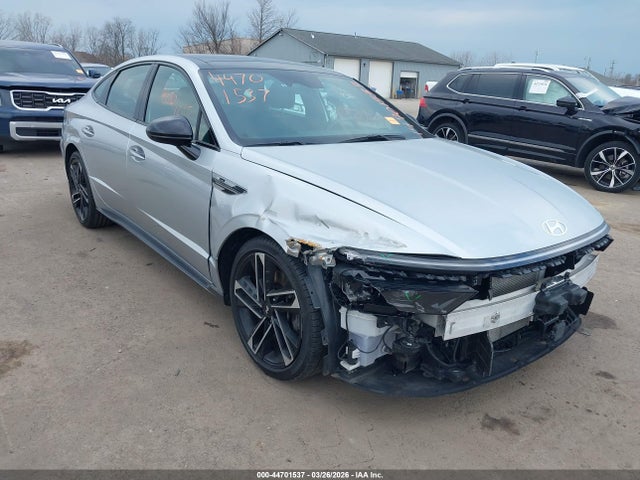 Salvage Hyundai SONATA Image