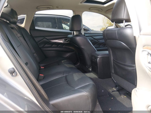 INFINITI M37x