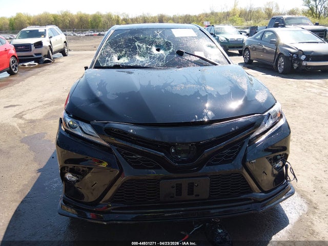 Toyota Camry Xse