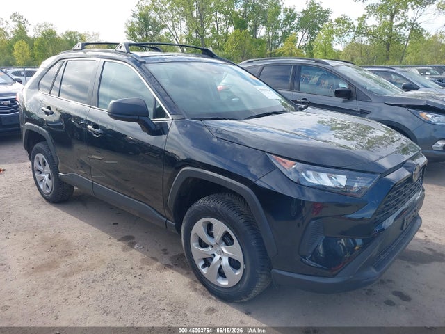 Salvage Toyota RAV4 Image