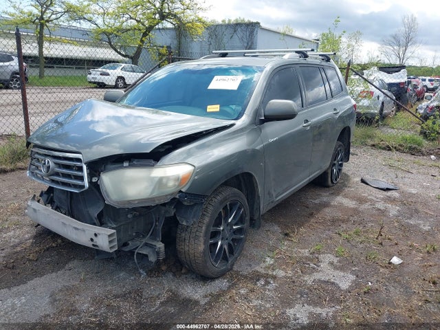 Toyota Highlander Sport