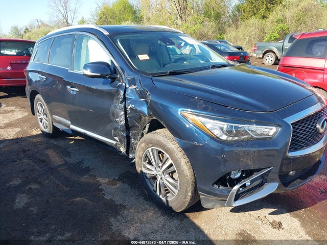 INFINITI Qx Luxe Awd