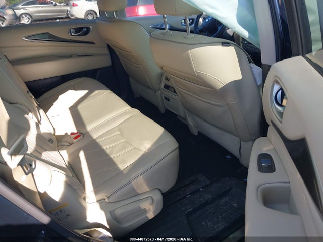 INFINITI Qx Luxe Awd