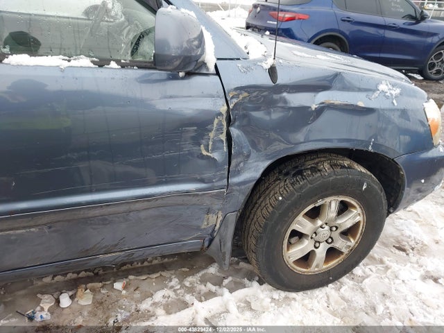 Toyota Highlander 3rd Row