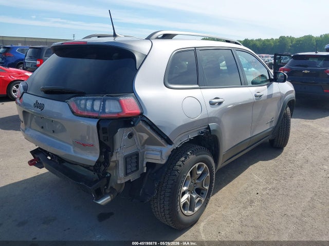 Jeep Cherokee Trailhawk 4x4