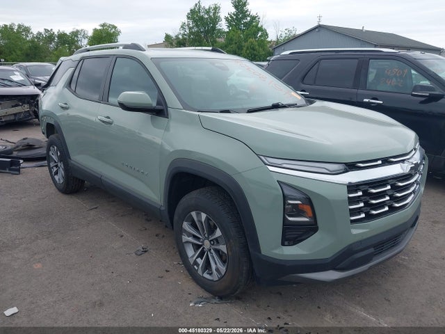Salvage Chevrolet Equinox Image