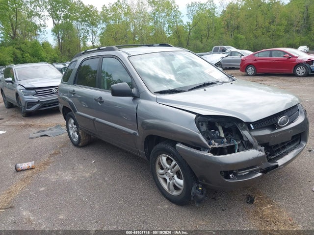 Salvage Kia Sportage Image