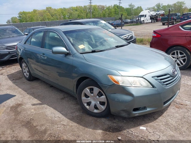 Salvage Toyota Camry Image