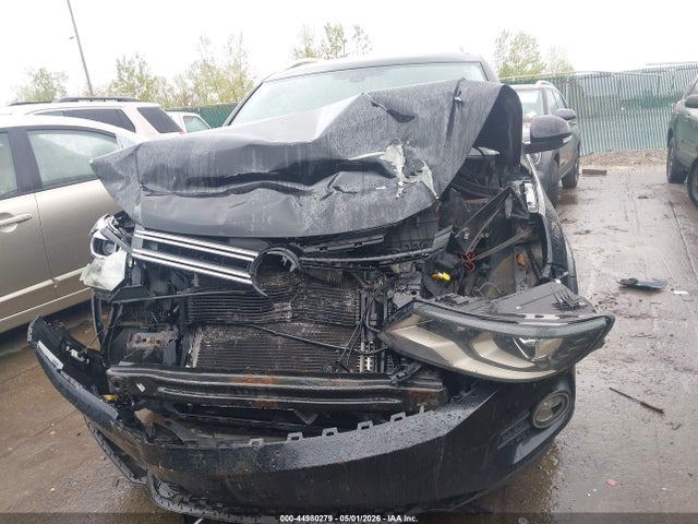 Volkswagen Tiguan Sel