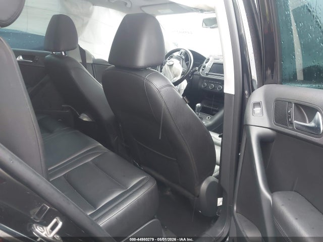 Volkswagen Tiguan Sel