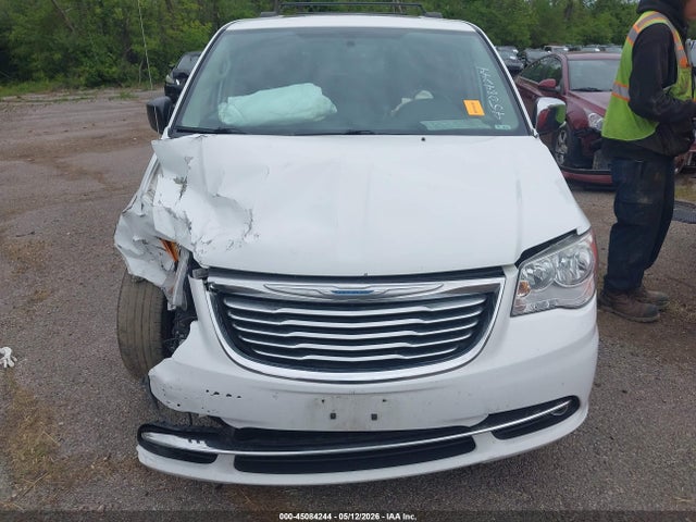 Chrysler Town & Country Touring-l Anniversary Edition
