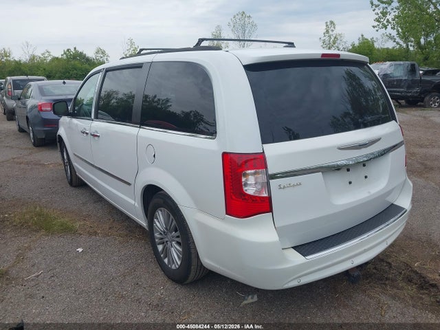 Chrysler Town & Country Touring-l Anniversary Edition