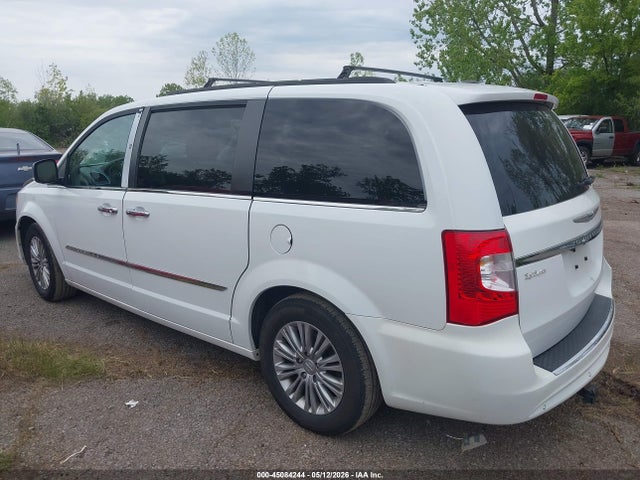 Chrysler Town & Country Touring-l Anniversary Edition