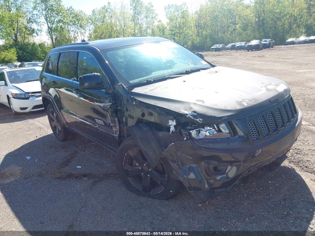 Salvage Jeep Grand Cherokee Image