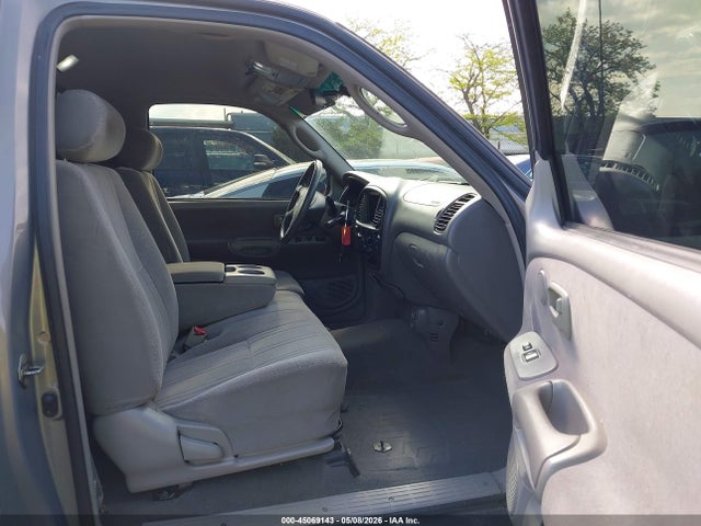 Toyota Tundra Sr5 V8