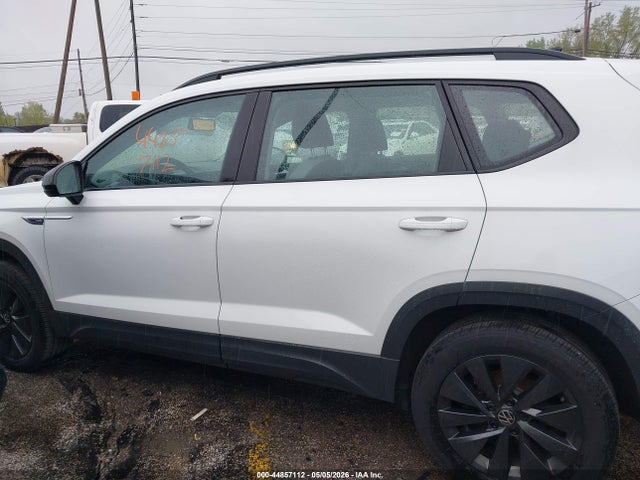 Volkswagen Taos 1.5t S