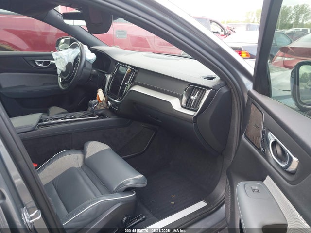 Volvo S60 T5 R-design