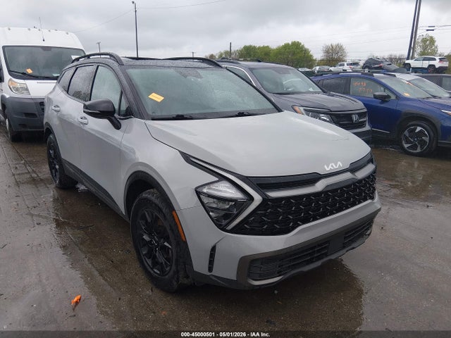 Salvage Kia Sportage Image