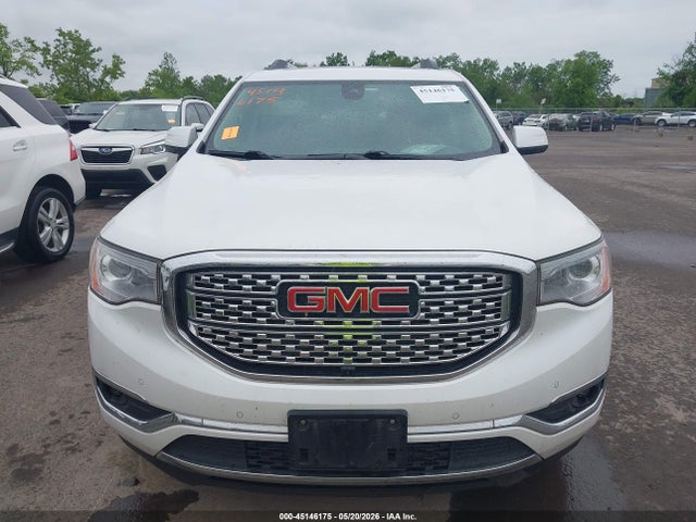 GMC Acadia Denali