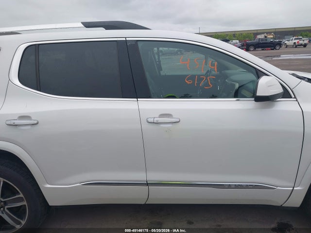 GMC Acadia Denali
