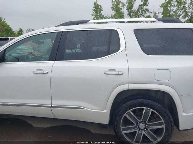 GMC Acadia Denali
