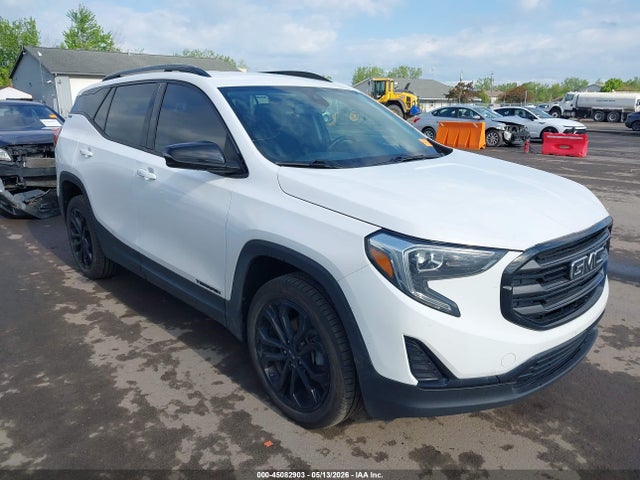 Salvage GMC Terrain Image