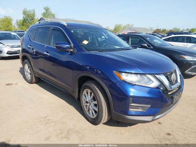 Salvage Nissan Rogue Image