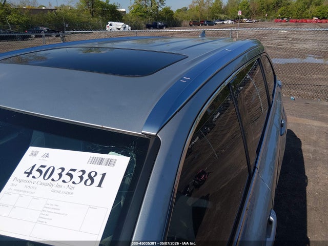 Toyota Highlander Xle V6