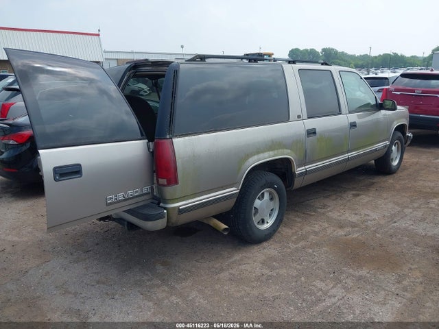 Chevrolet Suburban 1500 Lt