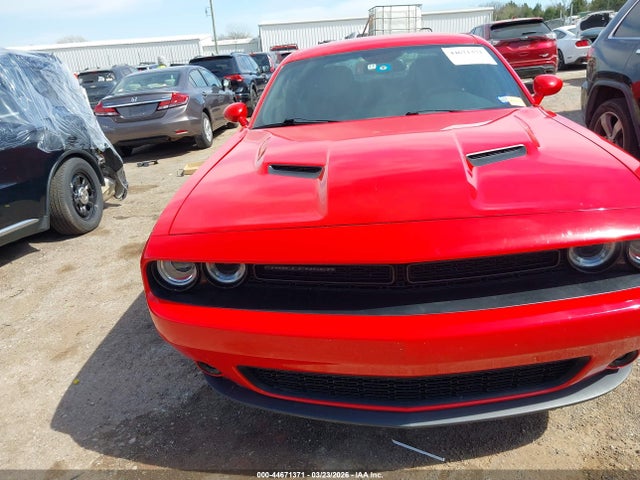 Dodge Challenger Sxt Plus