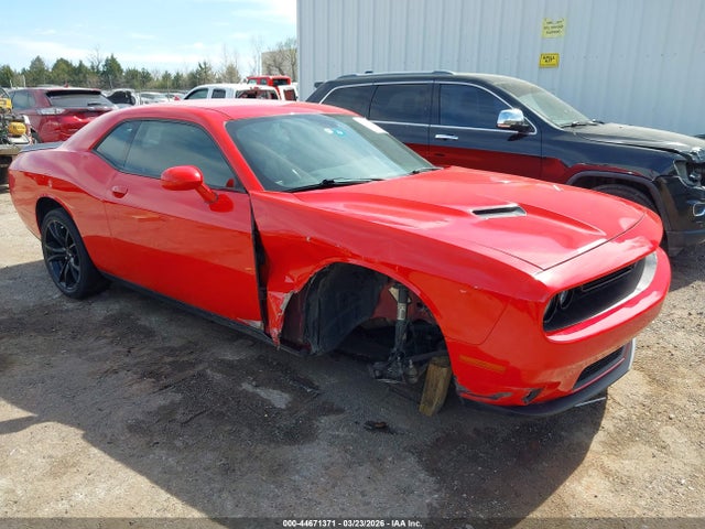 Salvage Dodge Challenger Image