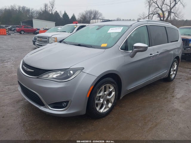 Chrysler Pacifica Limited
