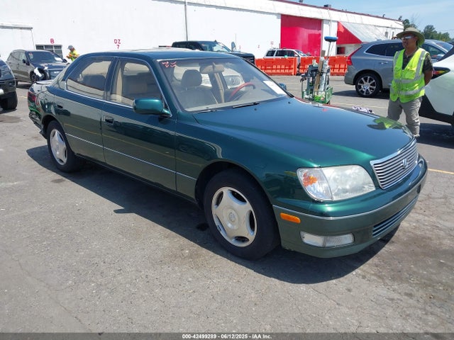 Salvage Lexus LS Image