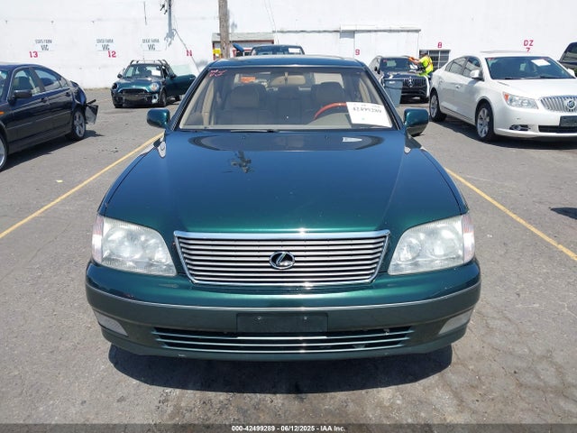Lexus LS