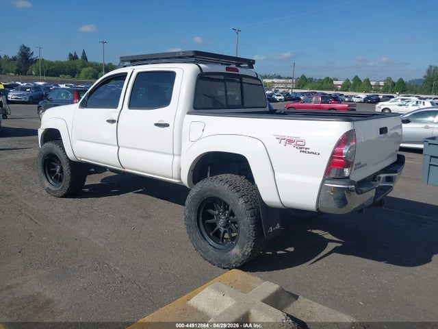 Toyota Tacoma Base V6