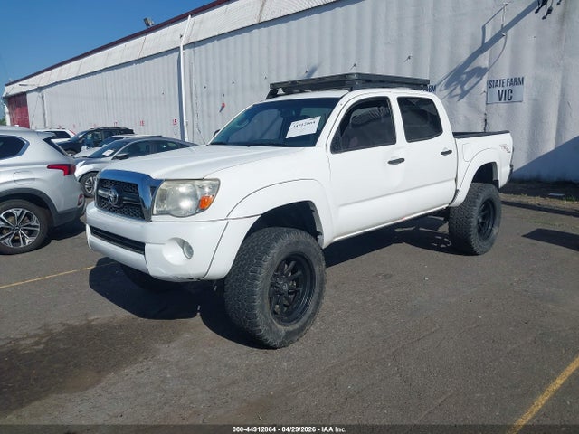 Toyota Tacoma Base V6