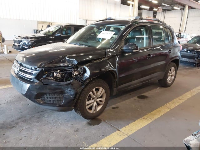 Volkswagen Tiguan S