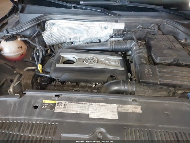 Volkswagen Tiguan S