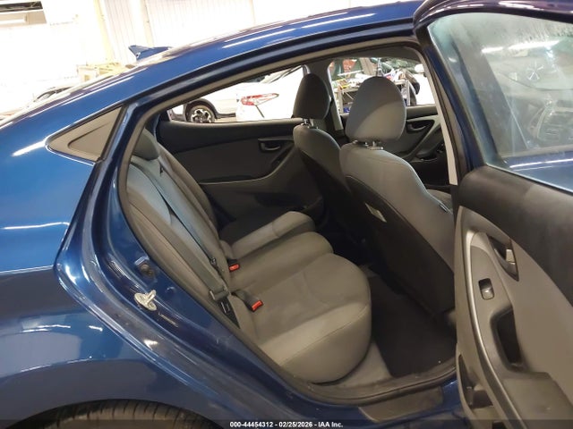 Hyundai ELANTRA Se